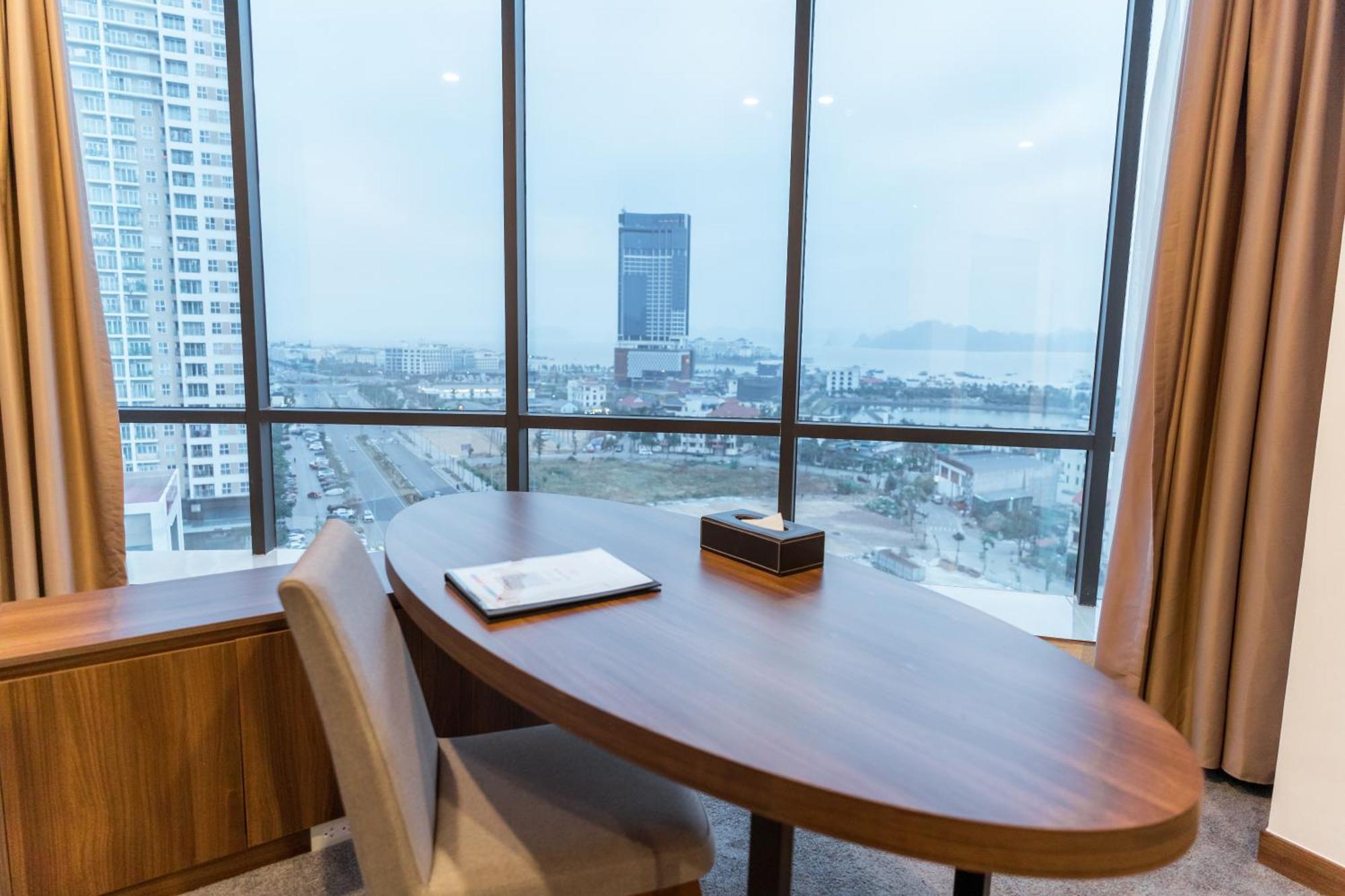 Muong Thanh Grand Ha Long Hotel Экстерьер фото